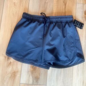 NWT Women’s  Ideology Performance Athletic Shorts Charcoal Gray Size Sma…